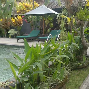 nugraha-guest-house-2.ubudhotelsnow.com/