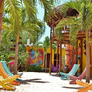 Tribu Hostal Isla Holbox