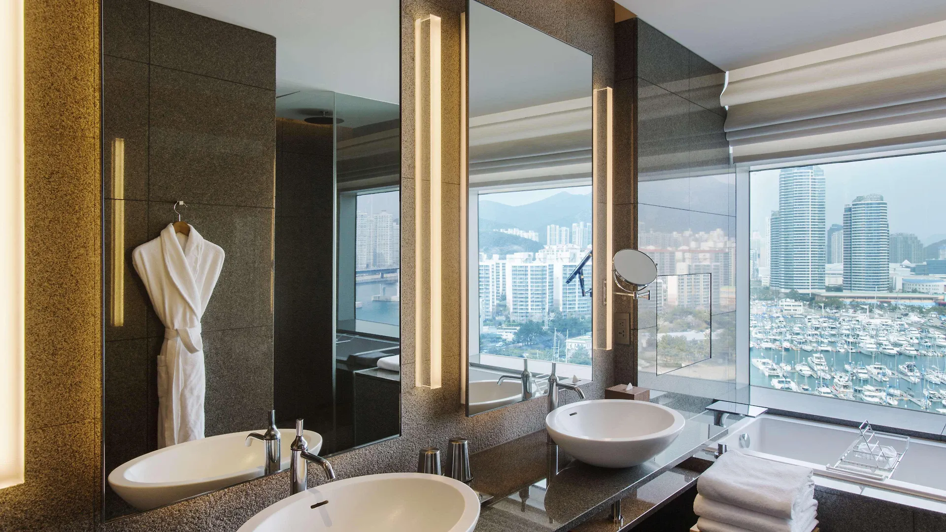 ***** Hotel Park Hyatt Busan South Korea
